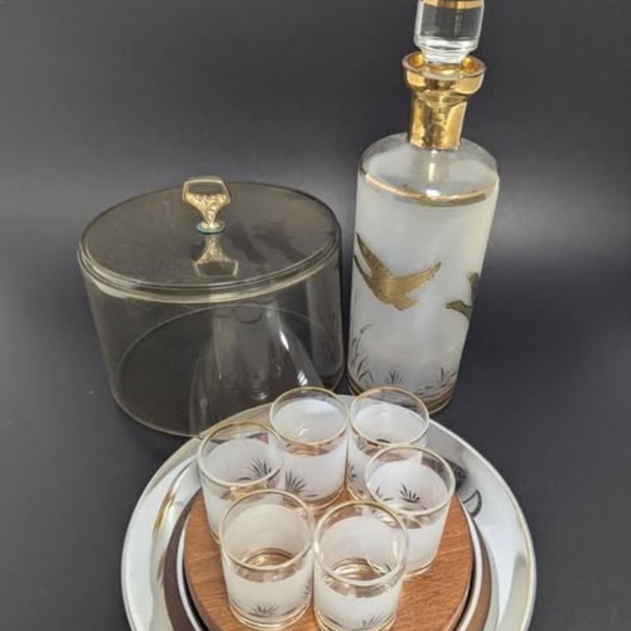 Rare MCM Gold Duck Hunting Decanter Set of 7 KROMEX Server & Wood Tray - Picture 1 of 15